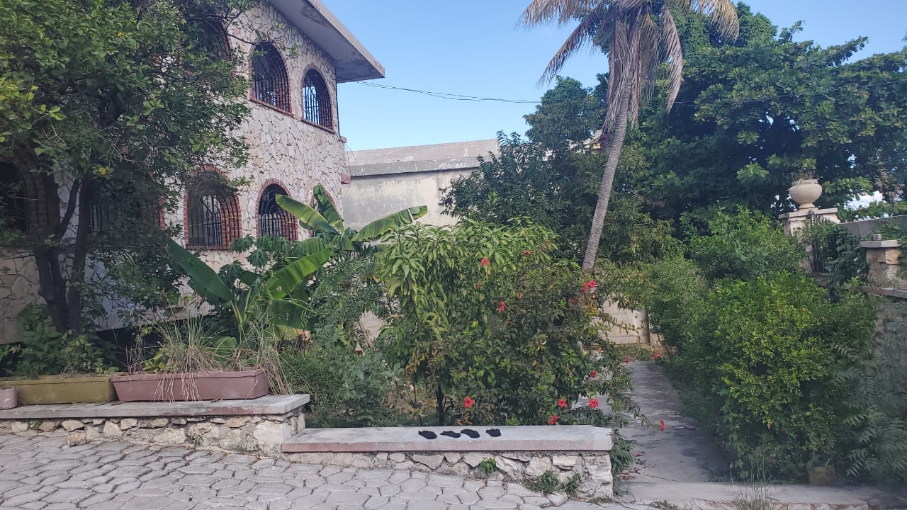 Appartement à Louer — Tabarre